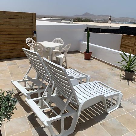 Apartment in Famara Beach Teguise  Exterior foto